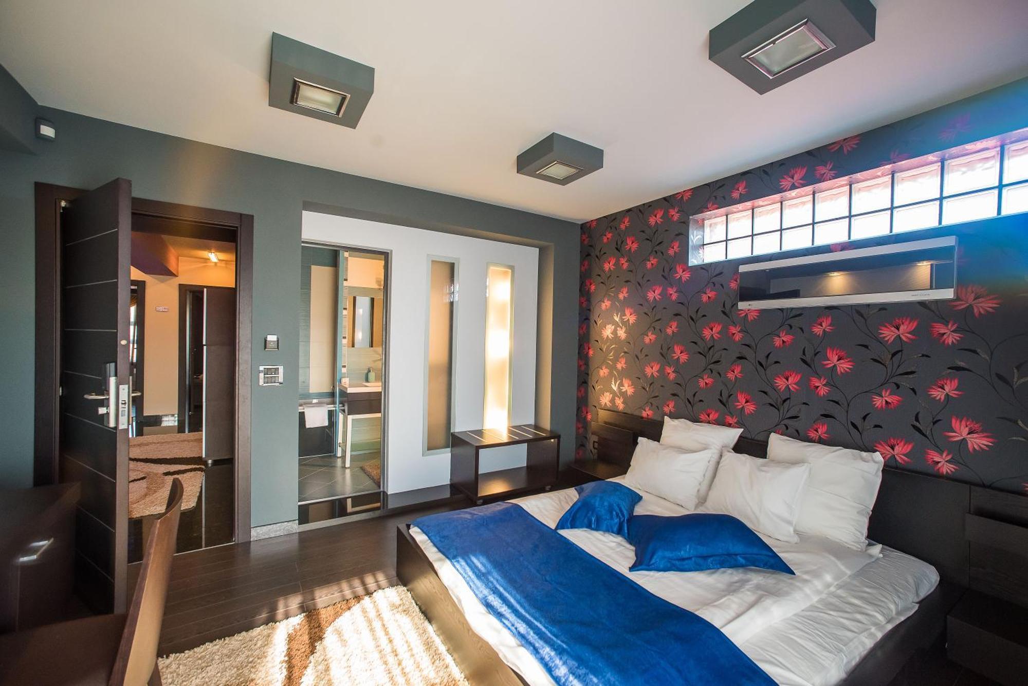 Simple Rooms Self Check In Bukares Bagian luar foto