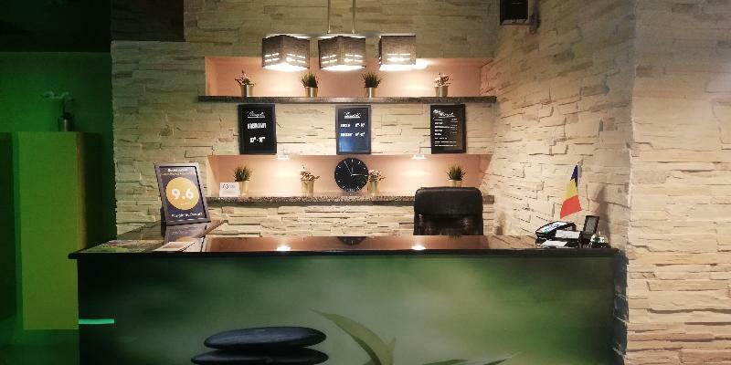 Simple Rooms Self Check In Bukares Bagian luar foto